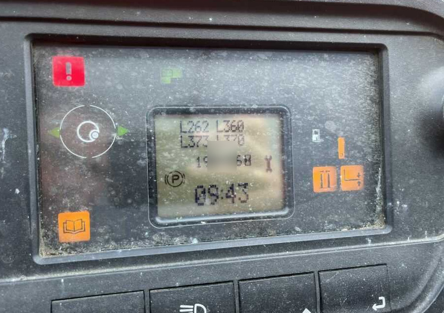 Linde R16HD-01 - Reach truck: picture 5 Linde R16HD-01 - Reach truck: picture 5