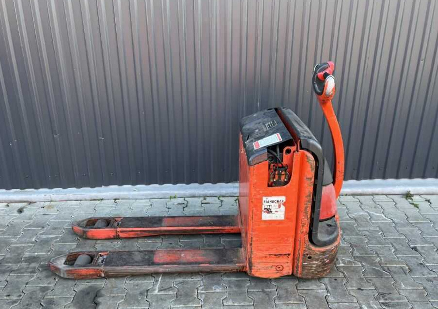 Linde T16 - Pallet truck: picture 2 Linde T16 - Pallet truck: picture 2