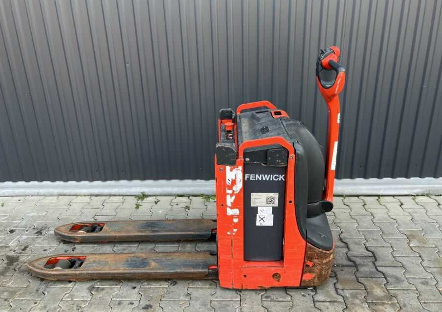 Linde T16L - Pallet truck: picture 2 Linde T16L - Pallet truck: picture 2