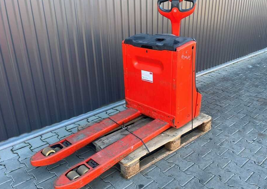Linde T18 - Pallet truck: picture 1 Linde T18 - Pallet truck: picture 1