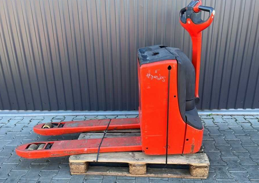 Linde T18 - Pallet truck: picture 2 Linde T18 - Pallet truck: picture 2