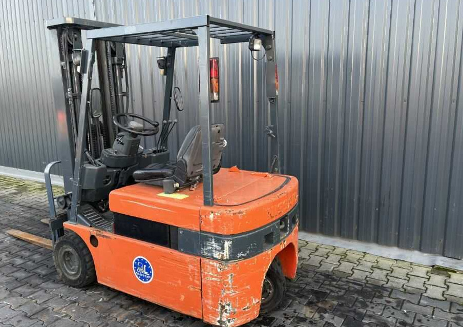 Nissan GN01L16U - Electric forklift: picture 3 Nissan GN01L16U - Electric forklift: picture 3