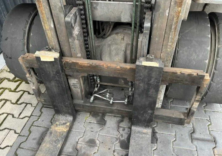 Nissan W1F4A45Y - Diesel forklift: picture 1 Nissan W1F4A45Y - Diesel forklift: picture 1