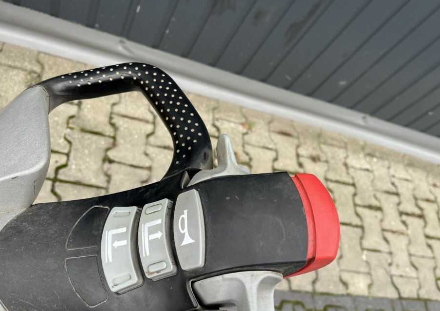 Stacker Still EXV14: picture 9