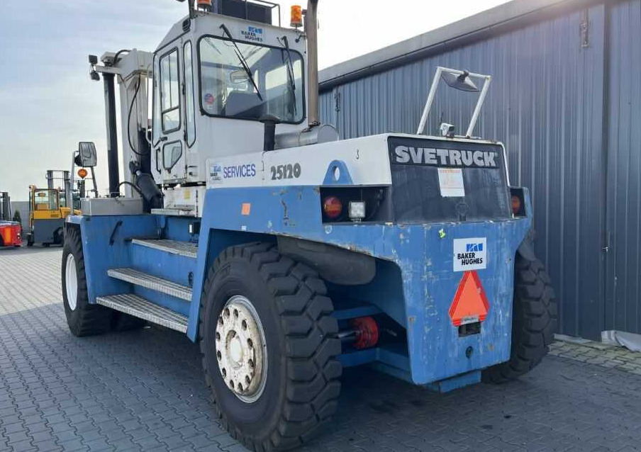 Svetruck 25120-42 - Diesel forklift: picture 3 Svetruck 25120-42 - Diesel forklift: picture 3