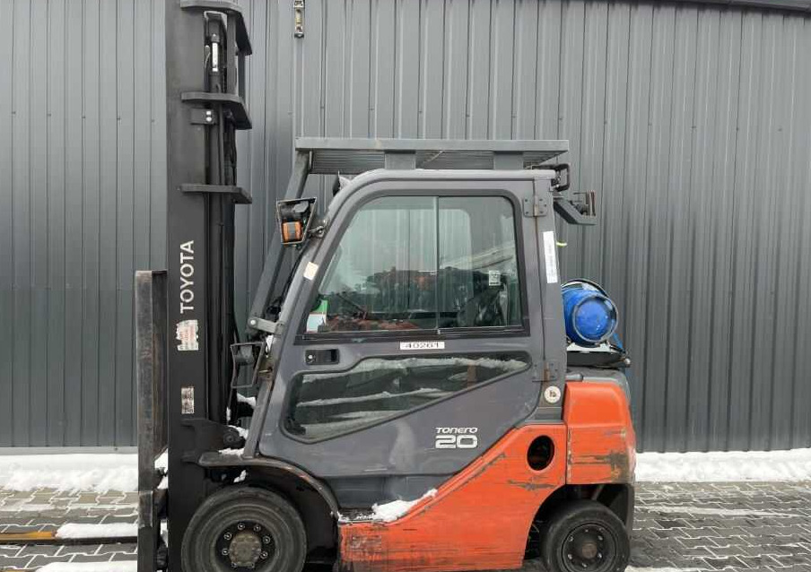 Toyota 8FGF20 - LPG forklift: picture 2 Toyota 8FGF20 - LPG forklift: picture 2