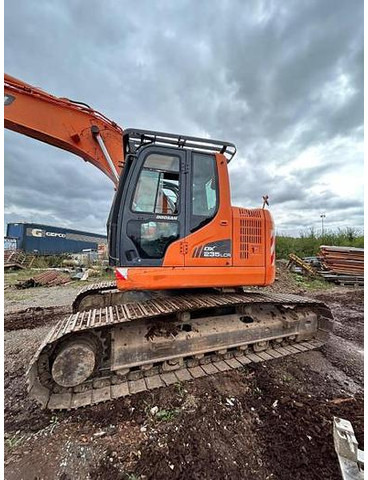 Doosan DX235LCR - - Crawler excavator: picture 3 Doosan DX235LCR - - Crawler excavator: picture 3
