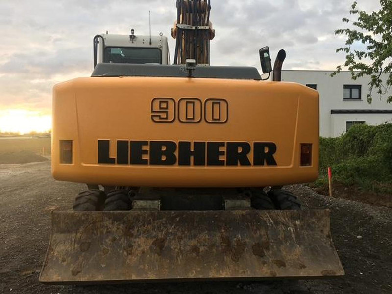Liebherr A900 - Wheel excavator: picture 3 Liebherr A900 - Wheel excavator: picture 3