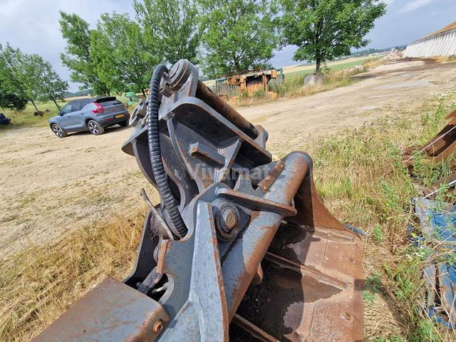 Liebherr SW48 - Bucket: picture 3 Liebherr SW48 - Bucket: picture 3