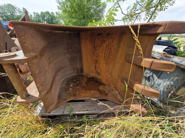 Liebherr SWA33 - Bucket: picture 2 Liebherr SWA33 - Bucket: picture 2
