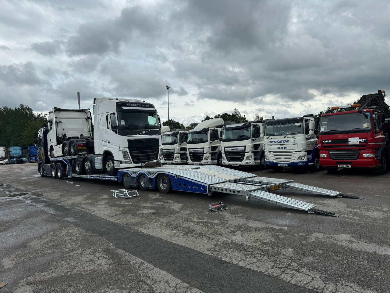 VEGA TRAILER PROLINE - Autotransporter semi-trailer: picture 4 VEGA TRAILER PROLINE - Autotransporter semi-trailer: picture 4