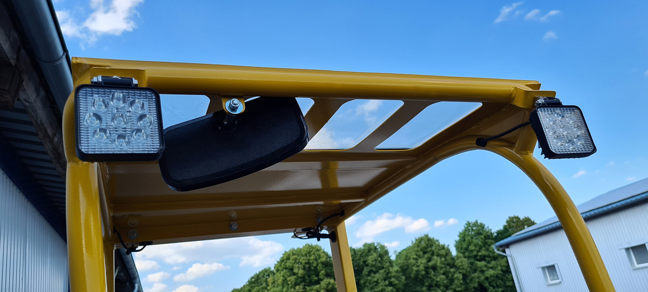 Leasing of Eurotrac W10 Radlader Hoflader  Eurotrac W10 Radlader Hoflader: picture 6