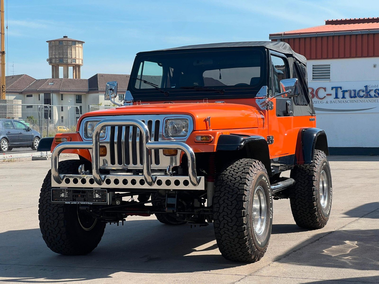 Jeep Wrangler * V8 UMBAU * OLDTIMER * TOP * - SUV: picture 1 Jeep Wrangler * V8 UMBAU * OLDTIMER * TOP * - SUV: picture 1