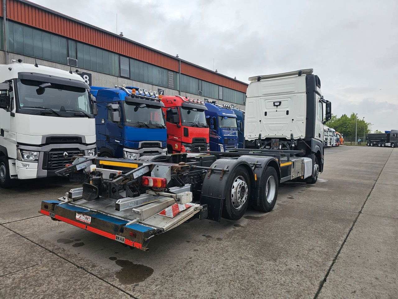Mercedes-Benz ACTROS 2542 * VOLLLUFT * RETARDER * STANDH * BÄR - Cab chassis truck: picture 5 Mercedes-Benz ACTROS 2542 * VOLLLUFT * RETARDER * STANDH * BÄR - Cab chassis truck: picture 5