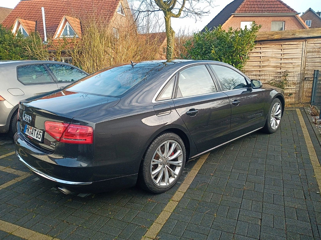 Audi A8 4.2 TDI tiptronic quattro - Saloon car: picture 2 Audi A8 4.2 TDI tiptronic quattro - Saloon car: picture 2