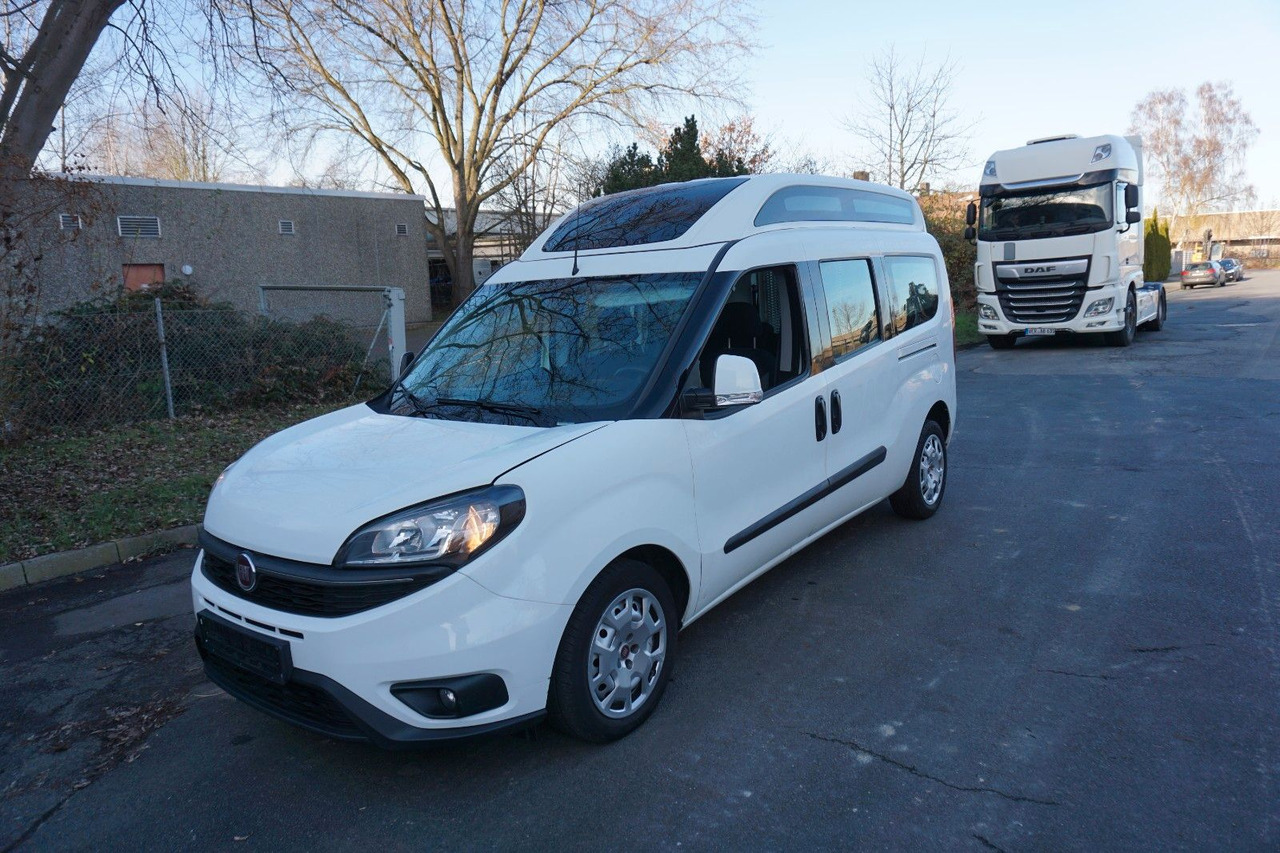 Fiat Doblo 1.6 16V Multijet 88kW Rollstuhlumbau - People carrier: picture 1 Fiat Doblo 1.6 16V Multijet 88kW Rollstuhlumbau - People carrier: picture 1