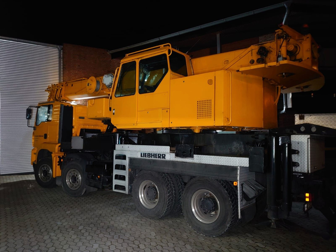 MAN 35.390 LTF 1030-1035-1040 - Tow truck: picture 3 MAN 35.390 LTF 1030-1035-1040 - Tow truck: picture 3