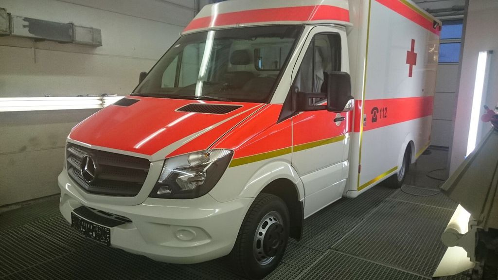 Mercedes-Benz Sprinter 516 // inkl. 1 Jahr Garantie Mercedes-Benz Sprinter 516 // inkl. 1 Jahr Garantie - Ambulance: picture 1 Mercedes-Benz Sprinter 516 // inkl. 1 Jahr Garantie Mercedes-Benz Sprinter 516 // inkl. 1 Jahr Garantie - Ambulance: picture 1