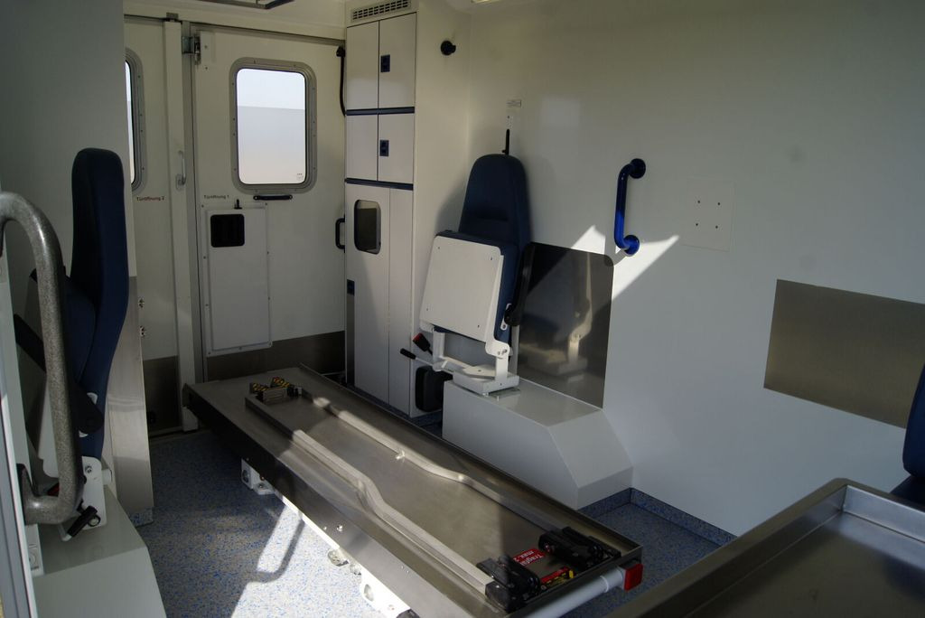 Ambulance Mercedes-Benz Sprinter 519  // Mod. 2017 // 1 J Garantie //: picture 14