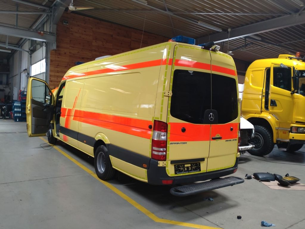 Mercedes-Benz Sprinter ITW RTW 519 2x on Stock Mercedes-Benz Sprinter ITW RTW 519 2x on Stock - Ambulance: picture 1 Mercedes-Benz Sprinter ITW RTW 519 2x on Stock Mercedes-Benz Sprinter ITW RTW 519 2x on Stock - Ambulance: picture 1