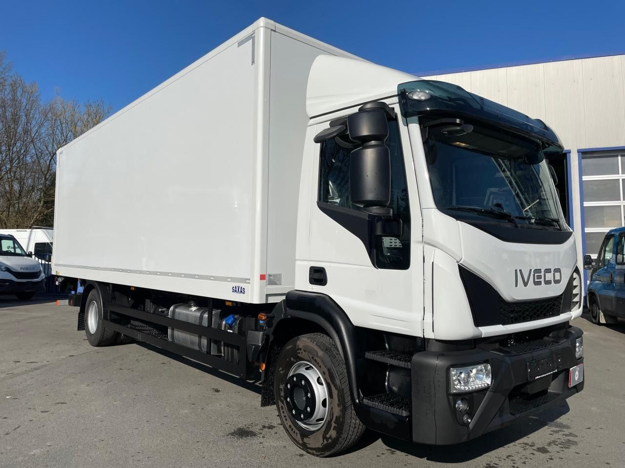 Iveco Eurocargo ML160E32 /P Euro6 Klima AHK Luftfeder - Box truck: picture 2 Iveco Eurocargo ML160E32 /P Euro6 Klima AHK Luftfeder - Box truck: picture 2
