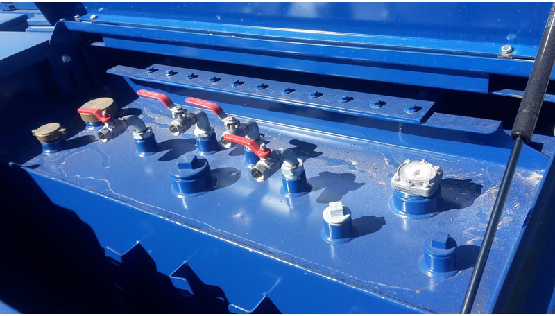 3000 liter high cube IBC tank - Tanker truck: picture 3 3000 liter high cube IBC tank - Tanker truck: picture 3