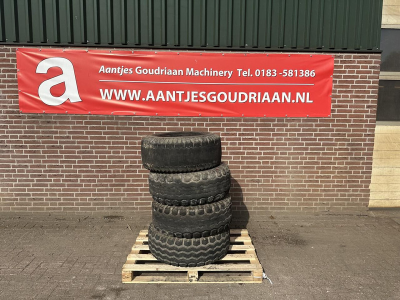 4 Banden 11.5/80.15.3 - Gebruikt - Tire for Truck: picture 1 4 Banden 11.5/80.15.3 - Gebruikt - Tire for Truck: picture 1