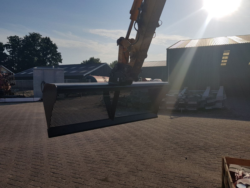 Baggerbak - Bucket: picture 2 Baggerbak - Bucket: picture 2