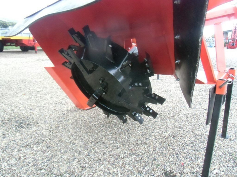 Boxer Greppelfrees - Trencher: picture 2 Boxer Greppelfrees - Trencher: picture 2