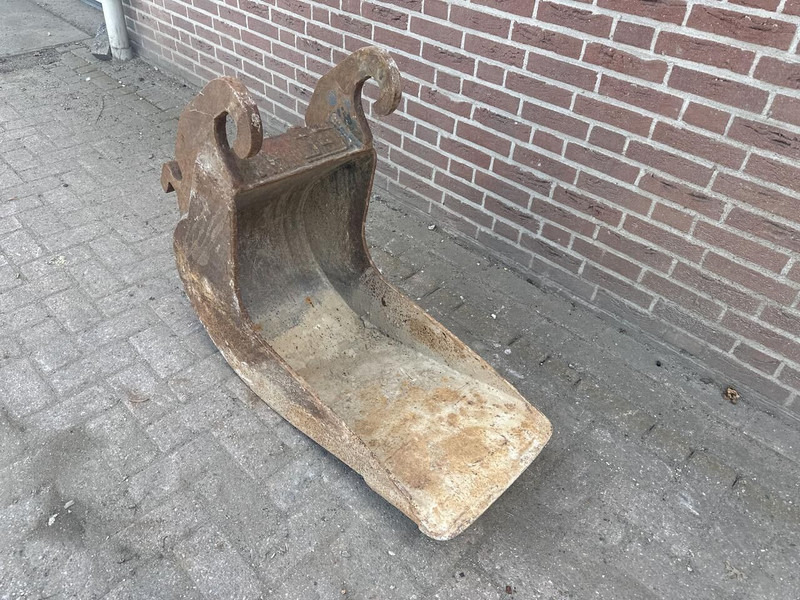 CW 10 - Bucket for Construction machinery: picture 2 CW 10 - Bucket for Construction machinery: picture 2