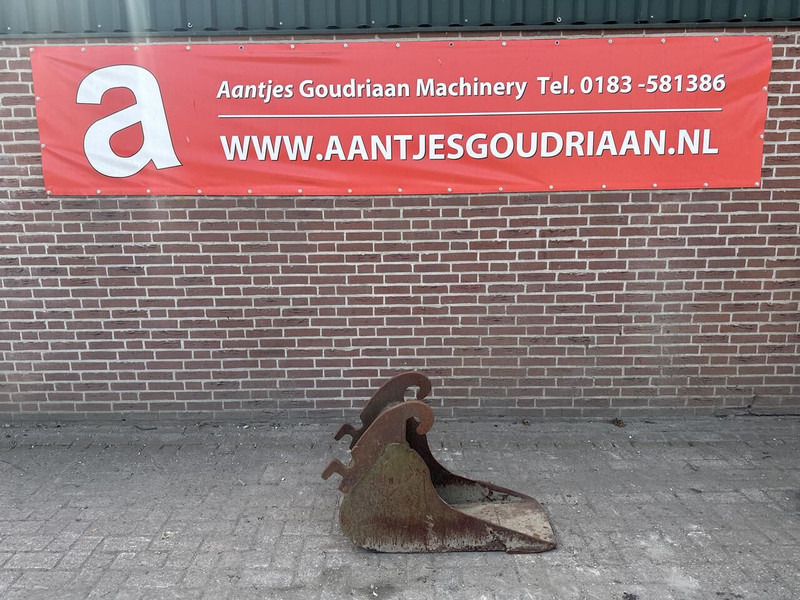 CW 10 - Bucket: picture 1 CW 10 - Bucket: picture 1