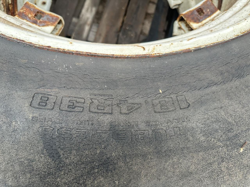 Goodyear 18.4 R38 - Wheels and tires: picture 3 Goodyear 18.4 R38 - Wheels and tires: picture 3