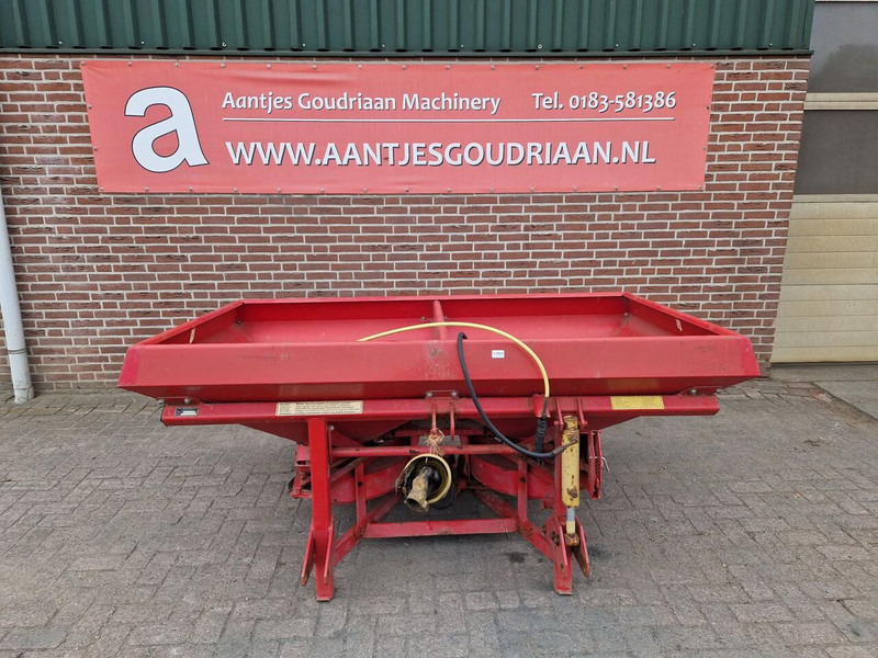Lely - Fertilizer spreader: picture 1 Lely - Fertilizer spreader: picture 1