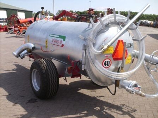 Onbekend - Manure spreader: picture 1 Onbekend - Manure spreader: picture 1