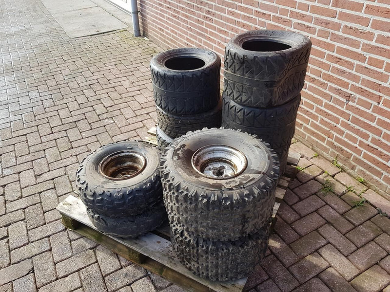Onbekend - Tire for Motorcycle: picture 3 Onbekend - Tire for Motorcycle: picture 3