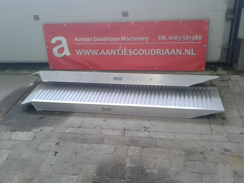 Onbekend Rijplank - Loading ramp: picture 1 Onbekend Rijplank - Loading ramp: picture 1