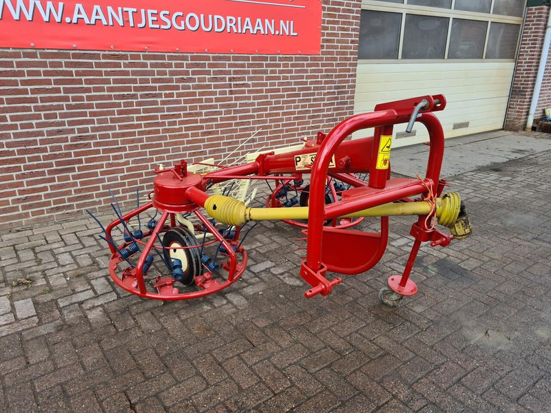 PZ strela - Tedder/ Rake: picture 2 PZ strela - Tedder/ Rake: picture 2