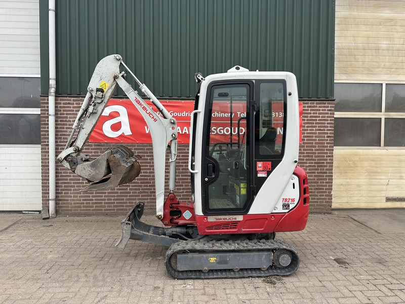 Takeuchi TB216 - Gebruikt - Mini excavator: picture 1 Takeuchi TB216 - Gebruikt - Mini excavator: picture 1