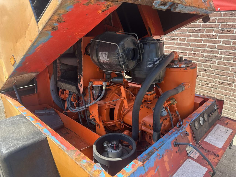 Lucht compressor Mannesmann Demag - Gebruikt - Air compressor: picture 4 Lucht compressor Mannesmann Demag - Gebruikt - Air compressor: picture 4