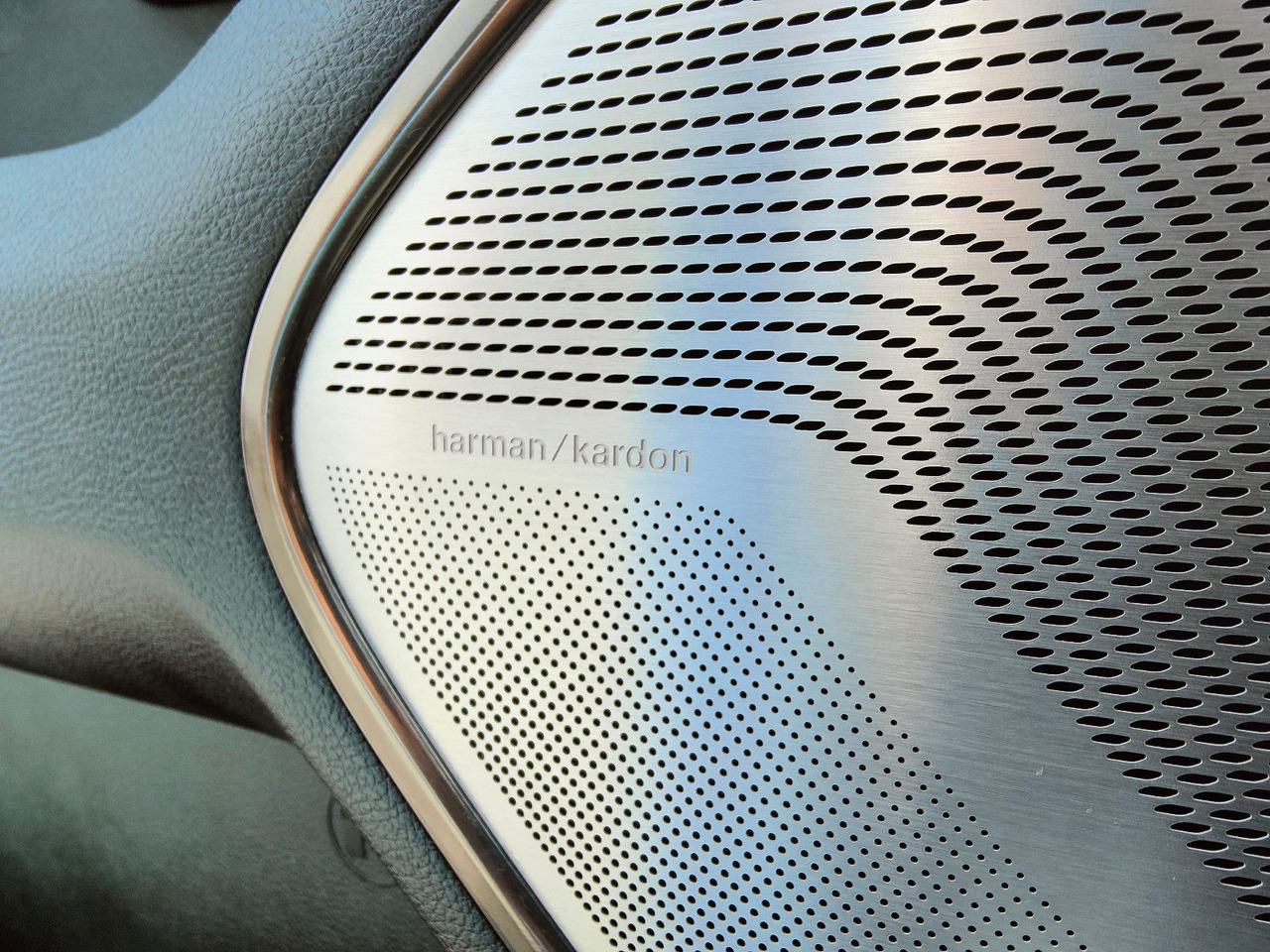 SUV Dodge RAM HEMI Limited 5.7 PRINS LPG Luftfederung: picture 22 SUV Dodge RAM HEMI Limited 5.7 PRINS LPG Luftfederung: picture 22