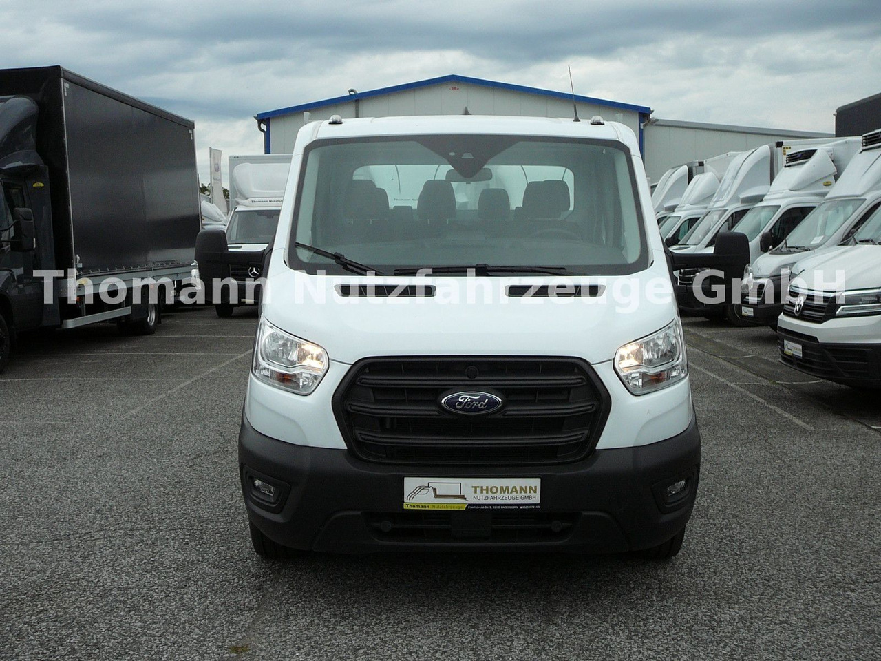 Ford Transit Pritsche Doppelkabine Ford Transit Pritsche Doppelkabine - Open body delivery van: picture 3 Ford Transit Pritsche Doppelkabine Ford Transit Pritsche Doppelkabine - Open body delivery van: picture 3