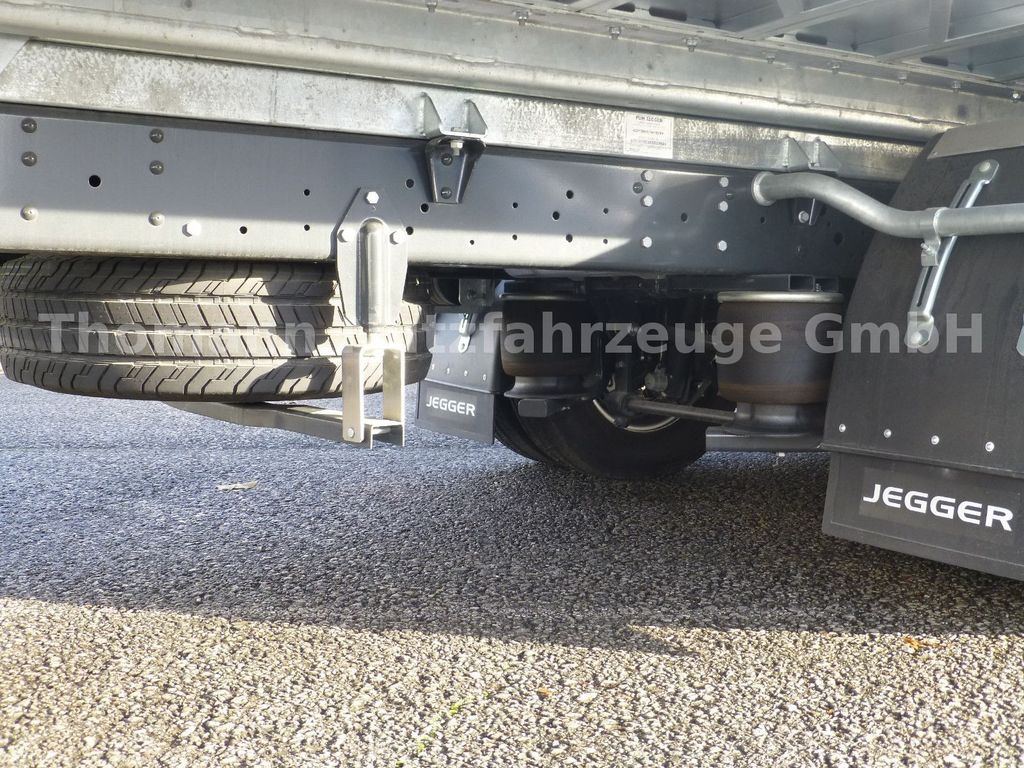 New Tow truck, Commercial vehicle Iveco DAILY 70C18 DoKa Schiebeplateau Luftfed Navi Iveco DAILY 70C18 DoKa Schiebeplateau Luftfed Navi: picture 16 New Tow truck, Commercial vehicle Iveco DAILY 70C18 DoKa Schiebeplateau Luftfed Navi Iveco DAILY 70C18 DoKa Schiebeplateau Luftfed Navi: picture 16