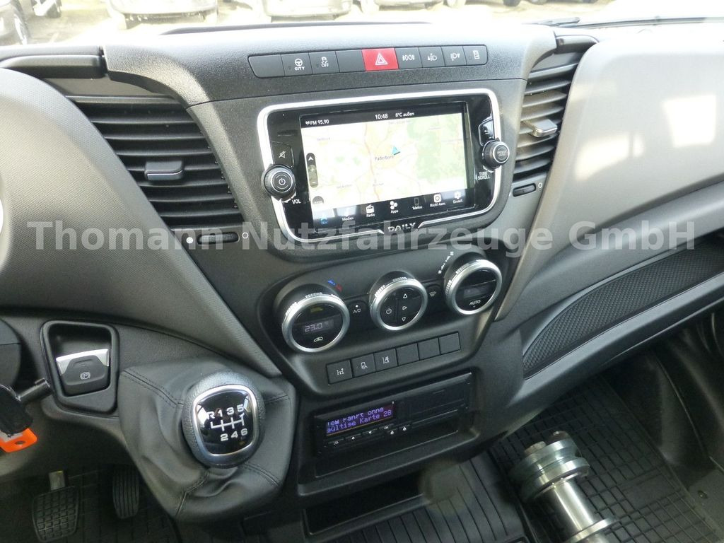 New Tow truck, Commercial vehicle Iveco DAILY 70C18 DoKa Schiebeplateau Luftfed Navi Iveco DAILY 70C18 DoKa Schiebeplateau Luftfed Navi: picture 26 New Tow truck, Commercial vehicle Iveco DAILY 70C18 DoKa Schiebeplateau Luftfed Navi Iveco DAILY 70C18 DoKa Schiebeplateau Luftfed Navi: picture 26
