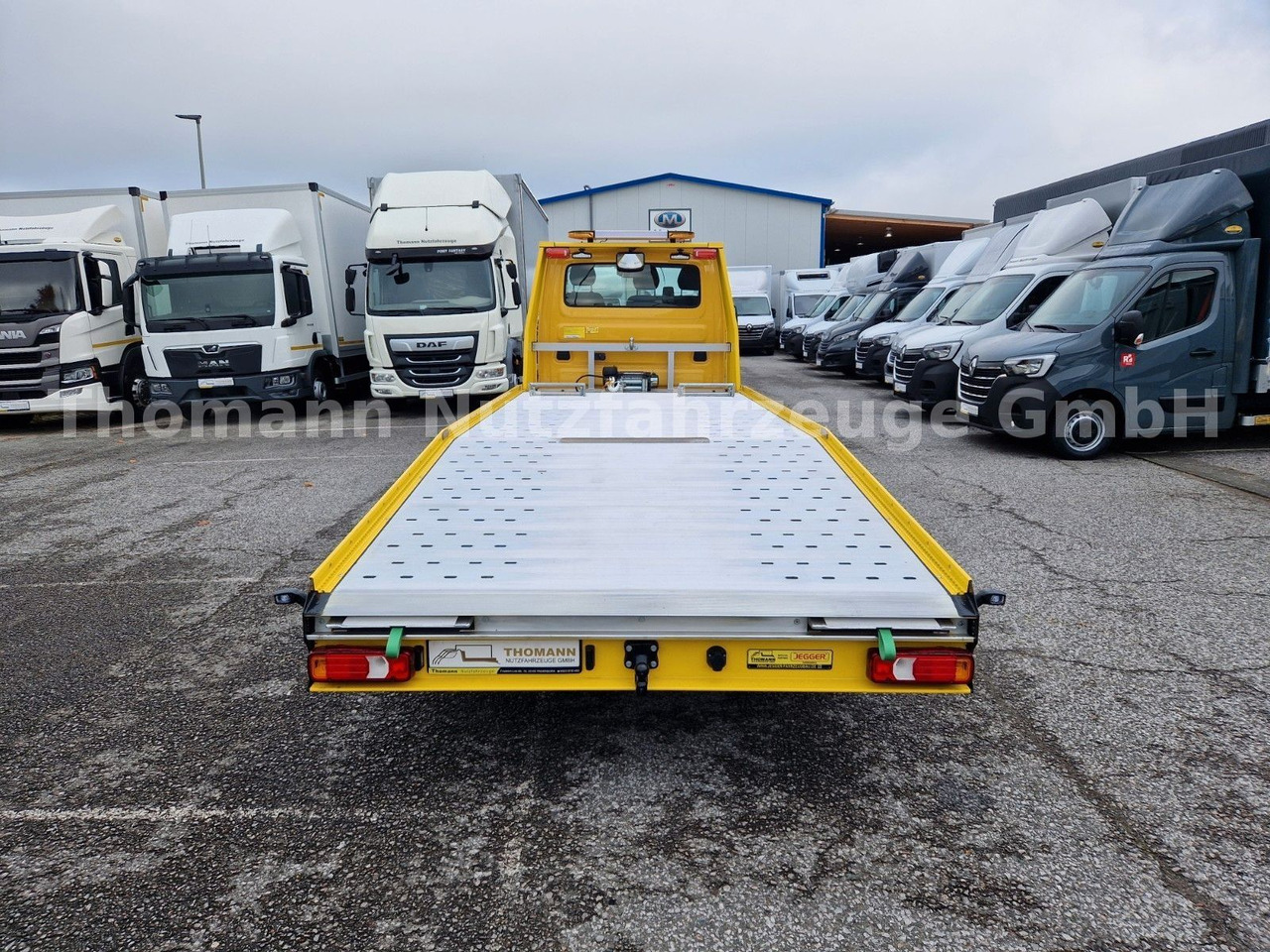 Iveco DAILY 70C18 Festplateau Alu Premium Navi ACC - Tow truck: picture 4 Iveco DAILY 70C18 Festplateau Alu Premium Navi ACC - Tow truck: picture 4