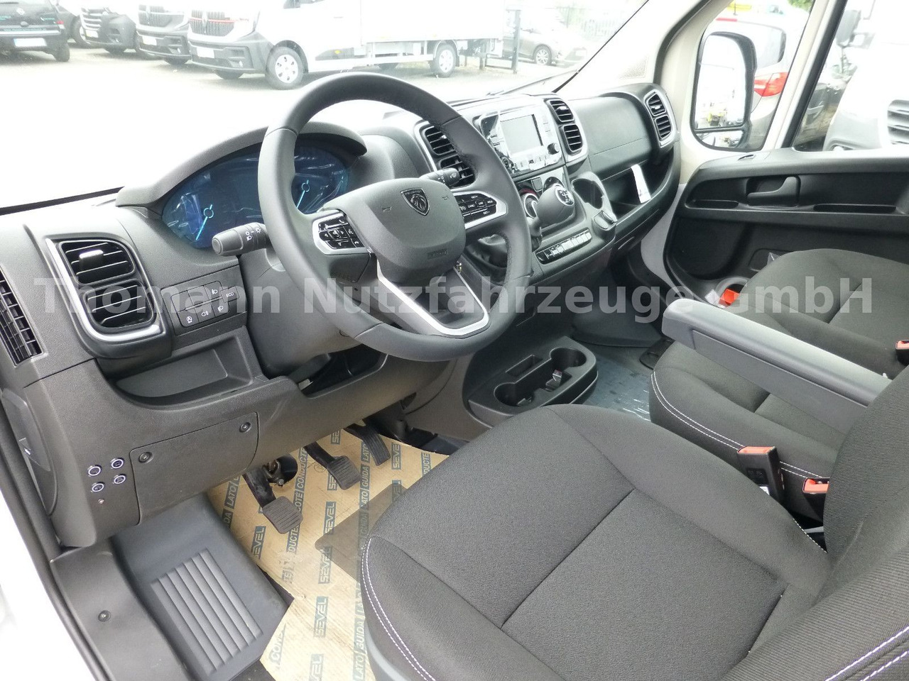 Tow truck Peugeot Boxer Abschleppwagen Klima AHK R-Camera: picture 17