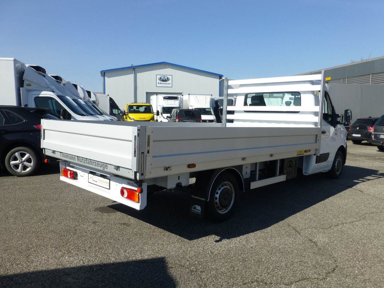 Renault Master by Trucks Pritsche offen Vollalu - Open body delivery van: picture 5 Renault Master by Trucks Pritsche offen Vollalu - Open body delivery van: picture 5