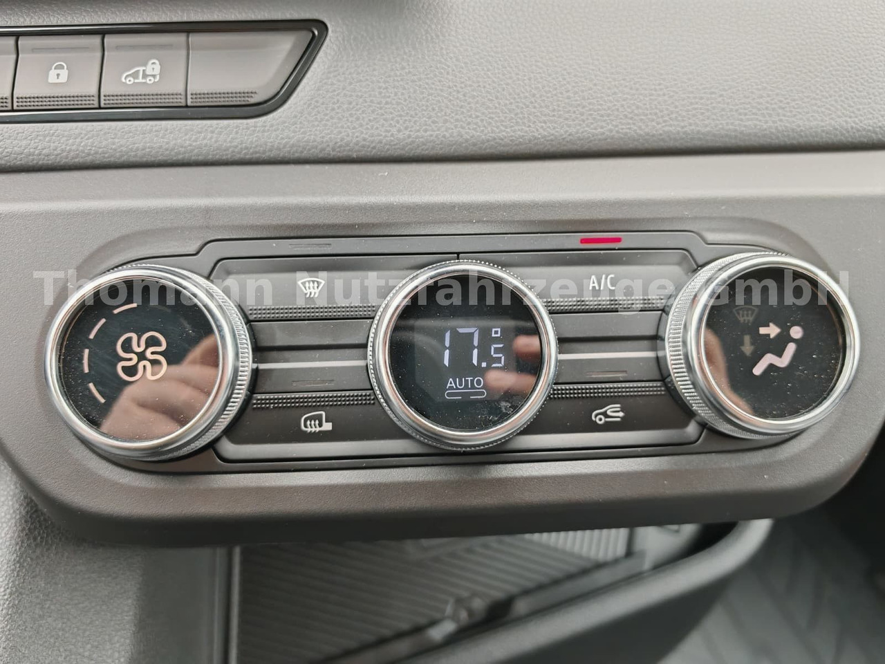 Refrigerated delivery van Renault NEW Master Kühlkastenwagen Xarios 300 GH: picture 20