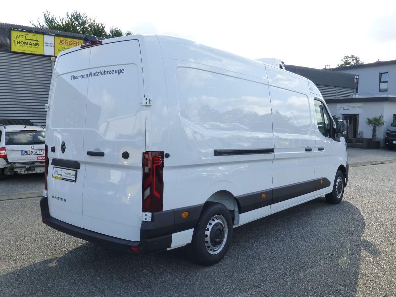 Renault NEW Master Kühlkastenwagen Xarios 300 GH - Refrigerated delivery van: picture 5 Renault NEW Master Kühlkastenwagen Xarios 300 GH - Refrigerated delivery van: picture 5