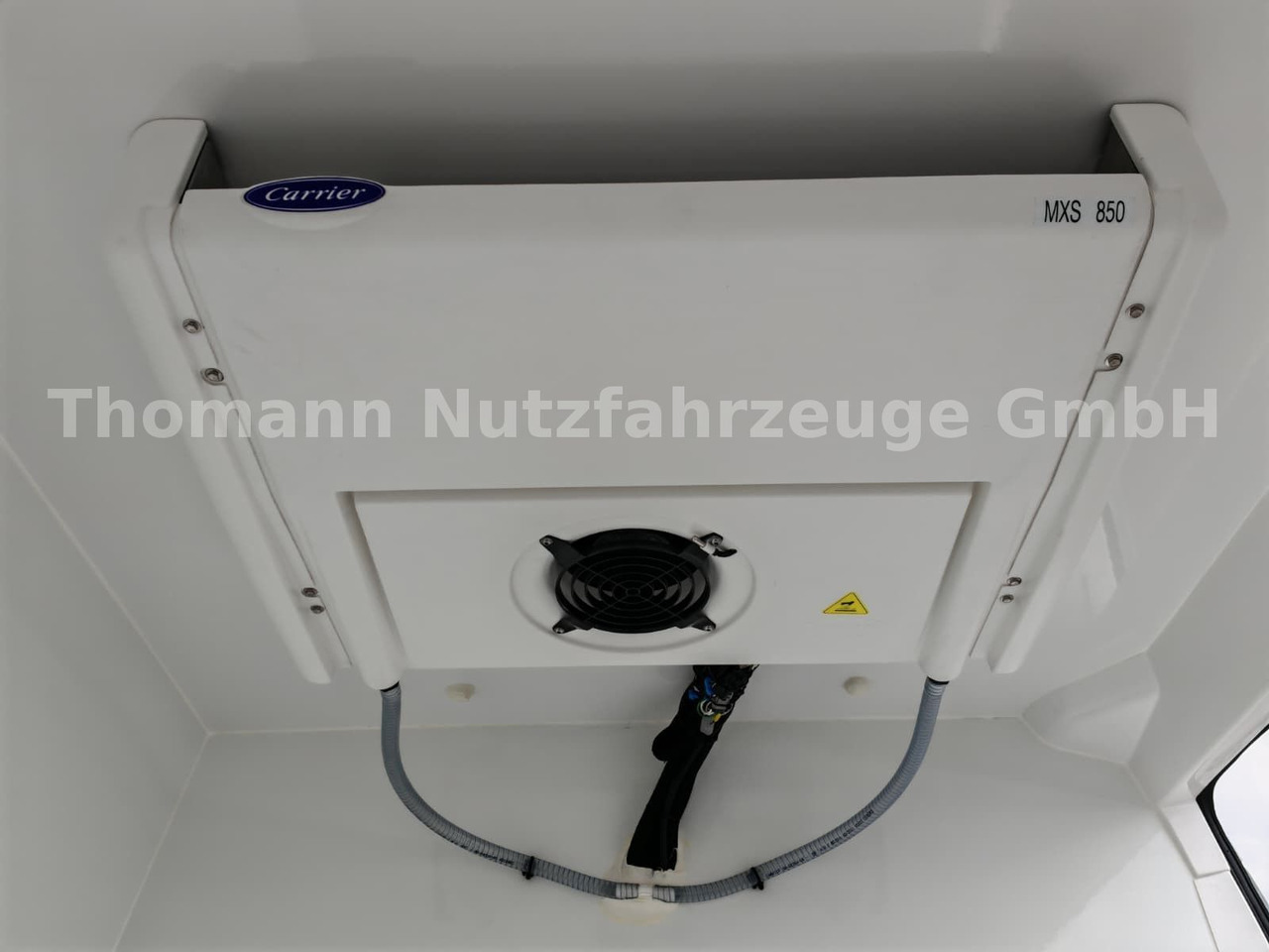 Refrigerated delivery van Renault NEW Master Kühlkastenwagen Xarios 300 GH: picture 11