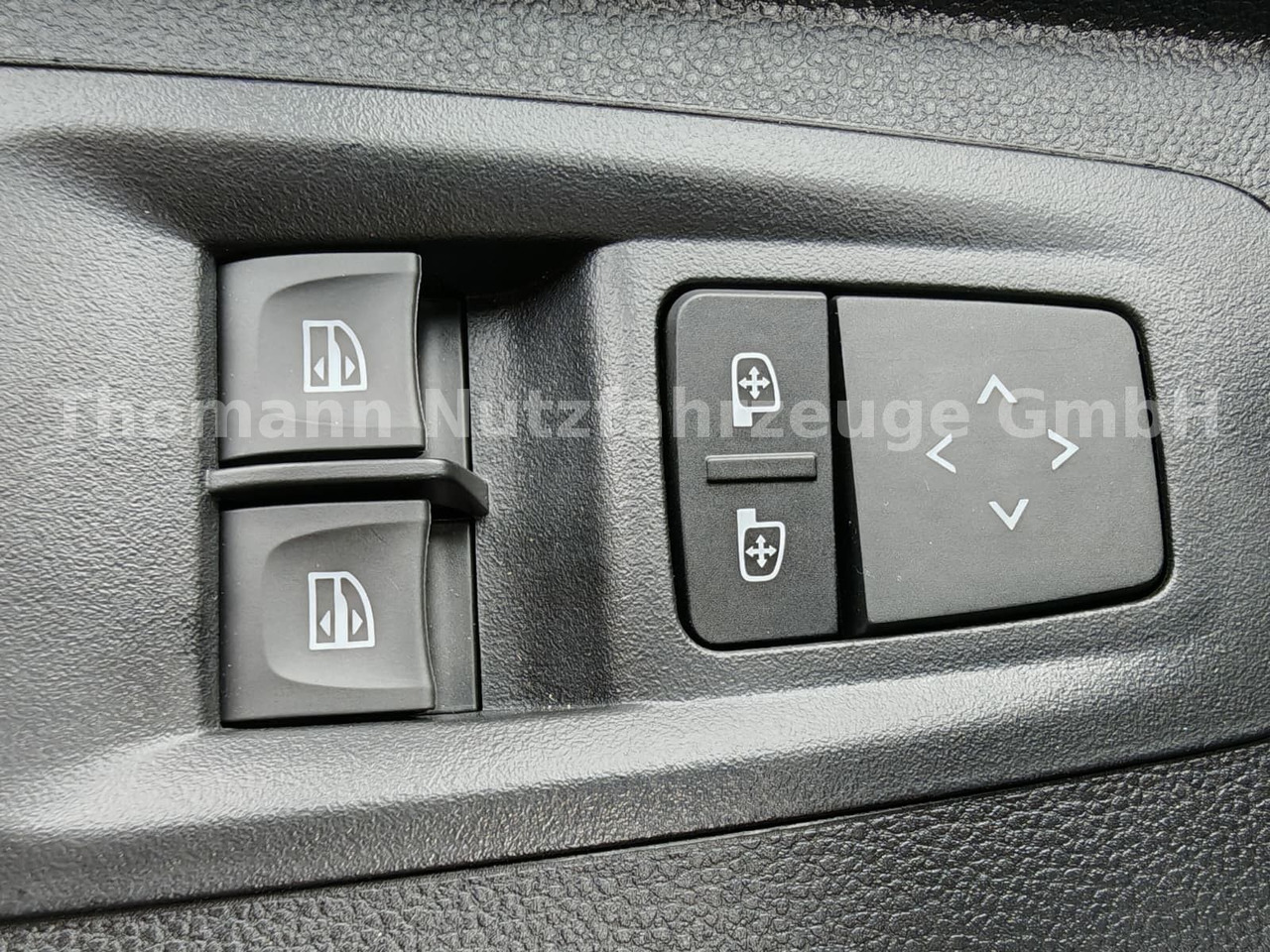 Refrigerated delivery van Renault NEW Master Kühlkastenwagen Xarios 300 GH: picture 19